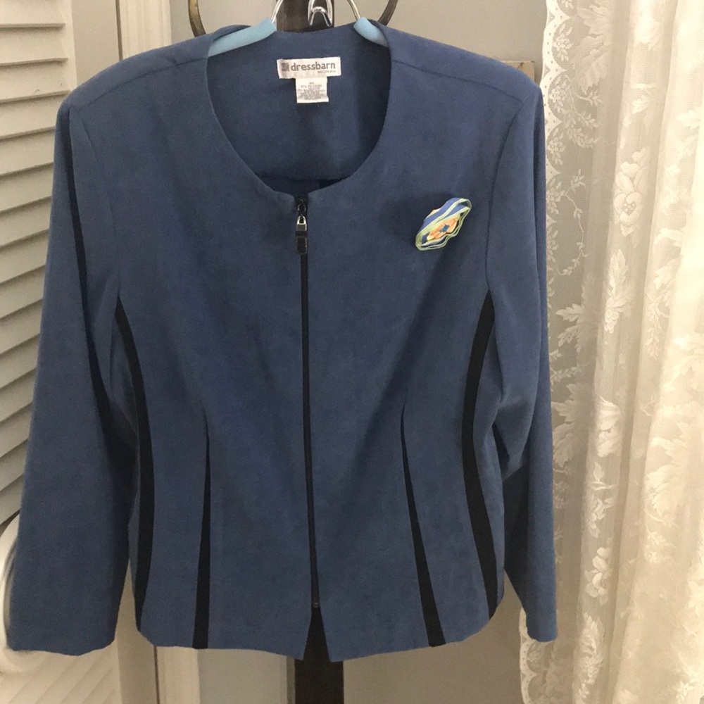 Dress Barn light zipped jacket. 18w.